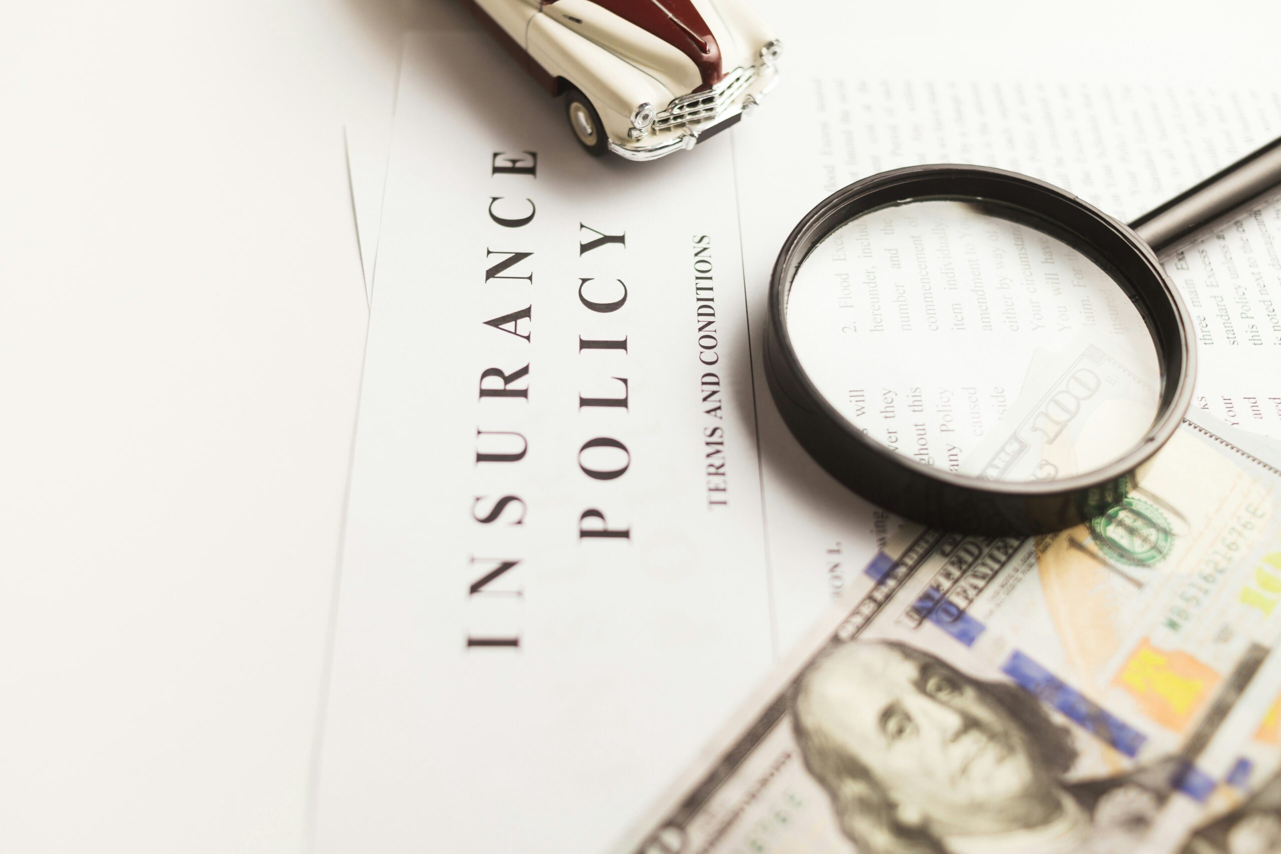 Infographic showing burglary statistics and average insurance payouts
