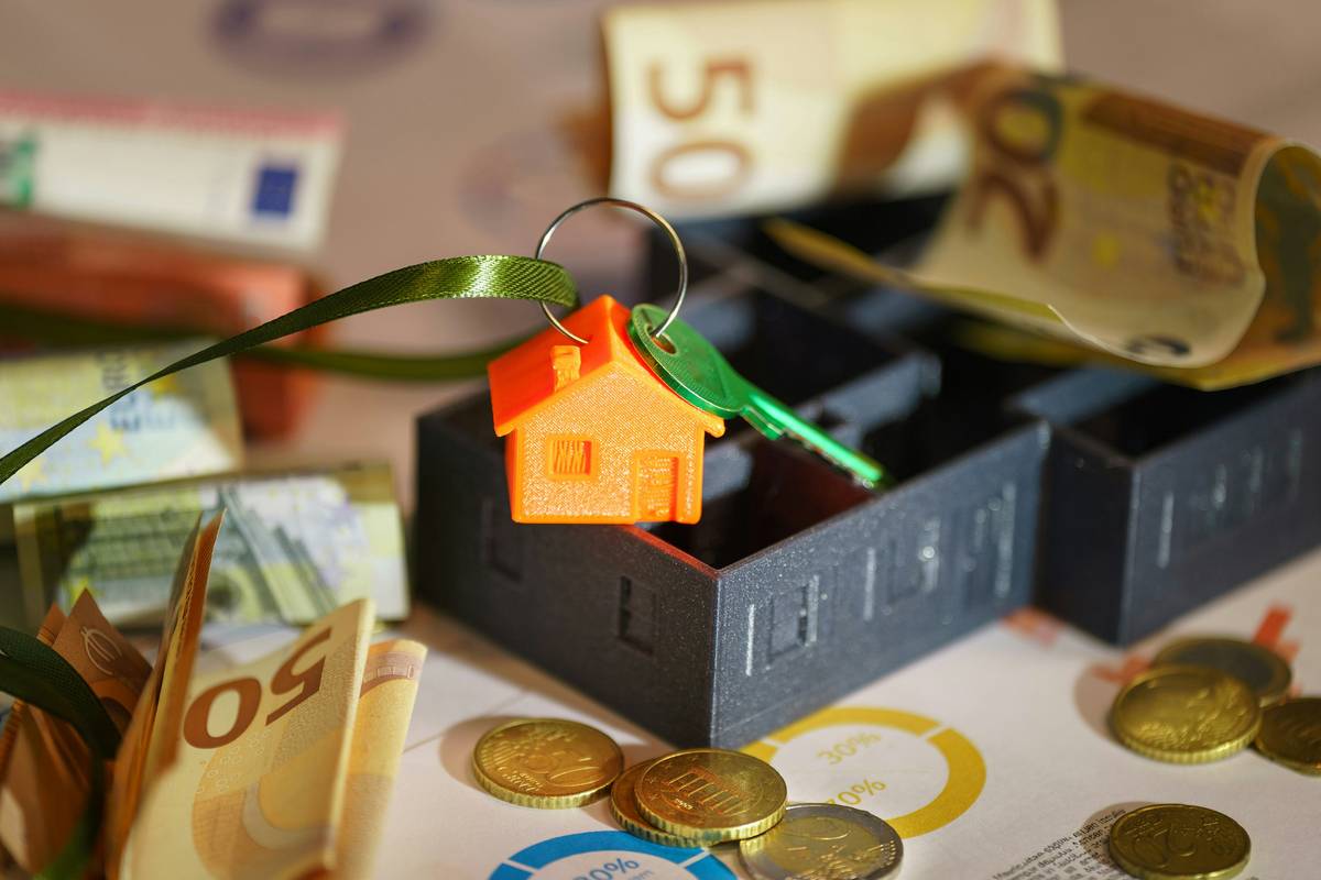 What Is a Home Insurance Cap and Why Does It Matter for Burglary Protection?