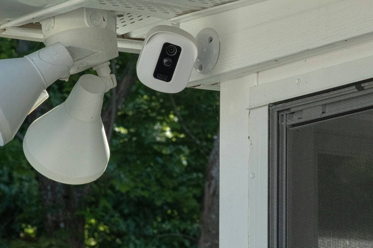 Your Ultimate Home Security Checklist: Protecting Your Property Beyond Burglary Insurance
