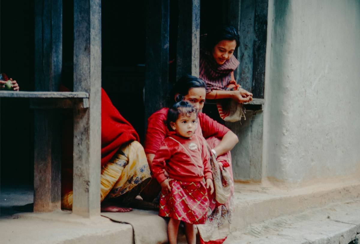 Home Security Essentials 2025: Protect Your Home & Maximize Insurance Coverage