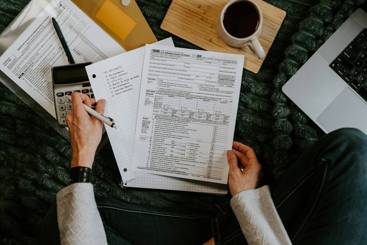 Claim Filing Tips for Burglary Insurance: Don’t Let Paperwork Steal Your Peace of Mind