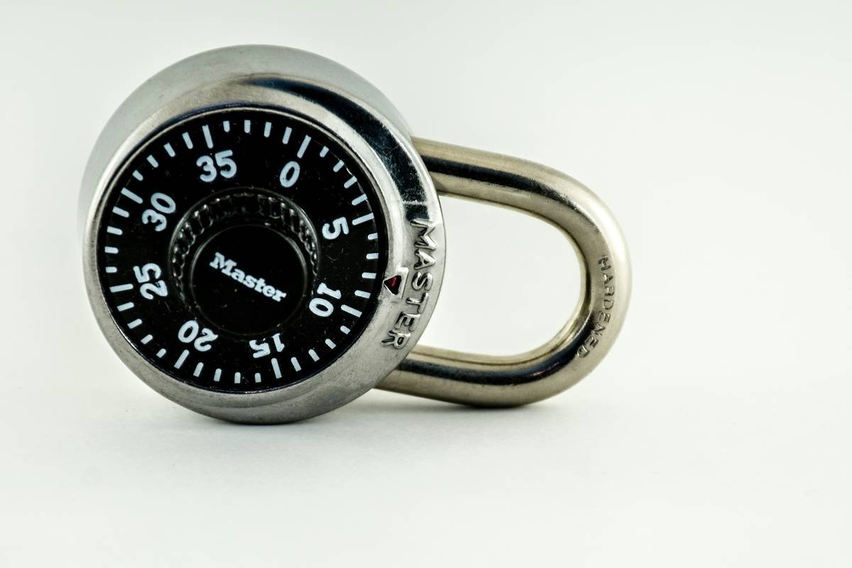 Is a B-Rated Burglary Safe Enough? What Homeowners (and Insurers) Won’t Tell You